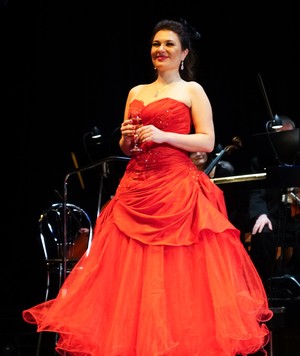 Viktorova Anna (Mezzo soprano)<BR> 